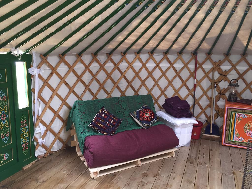 ホテル The Yurt Isle of Gigha エクステリア 写真