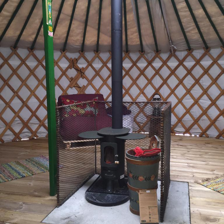 ホテル The Yurt Isle of Gigha エクステリア 写真